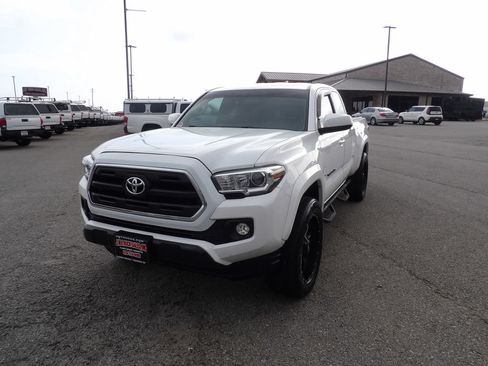 Used 2016 Toyota Tacoma SR5 w/ SR5 Appearance Package (SN) AWD/4WD image 55