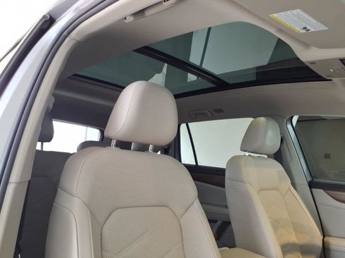 Used 2024 Volkswagen Atlas SE FWD image 22