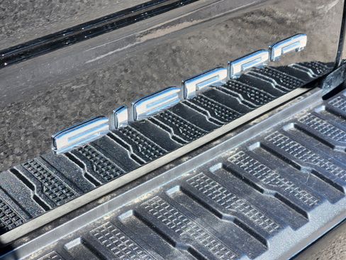 Certified 2023 GMC Sierra 1500 Denali w/ Denali Reserve Package image 11