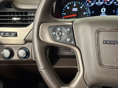 Used 2019 GMC Yukon XL Denali w/ Denali Ultimate Package image 25