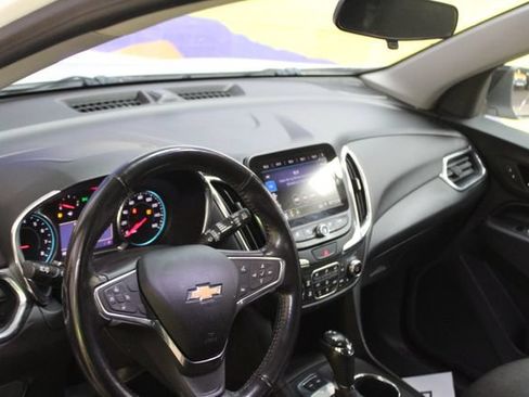 Used 2019 Chevrolet Equinox LT AWD/4WD image 14