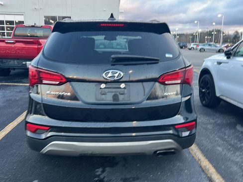 Used 2018 Hyundai Santa Fe Sport w/ 2.4L Value Package 02 image 9