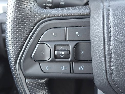 Used 2025 Toyota Tacoma SR5 image 16