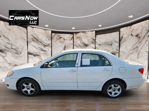 Used 2005 Toyota Corolla CE image 4