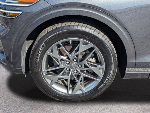 Used 2022 Genesis GV70 2.5T w/ Select Package image 35