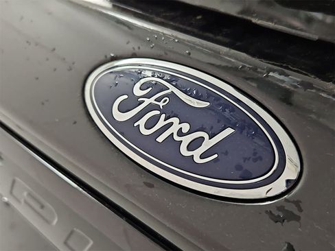 Used 2021 Ford Explorer ST w/ Premium Technology Package image 11