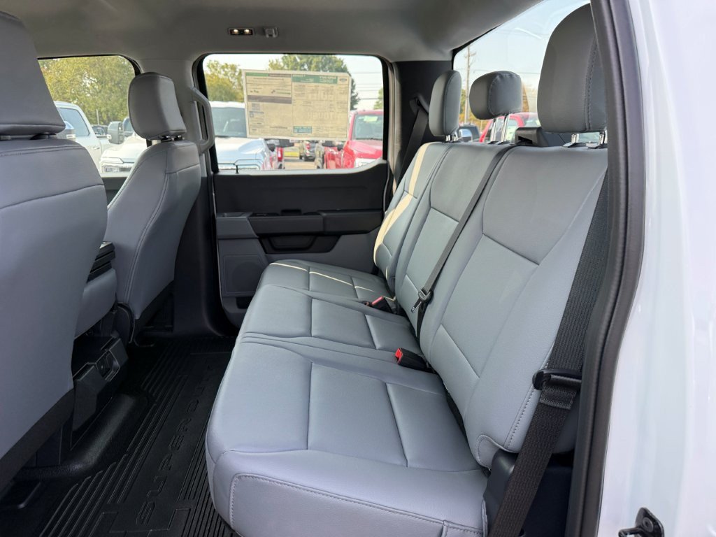 New 2027 Ford F350 XL RWD image 15