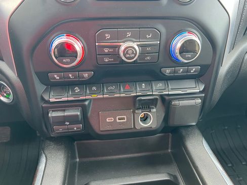 Used 2021 GMC Sierra 1500 SLT w/ SLT Convenience Package image 33