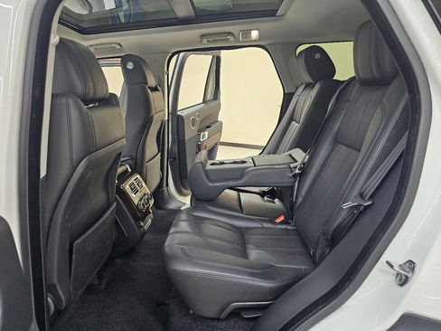Used 2016 Land Rover Range Rover HSE image 26