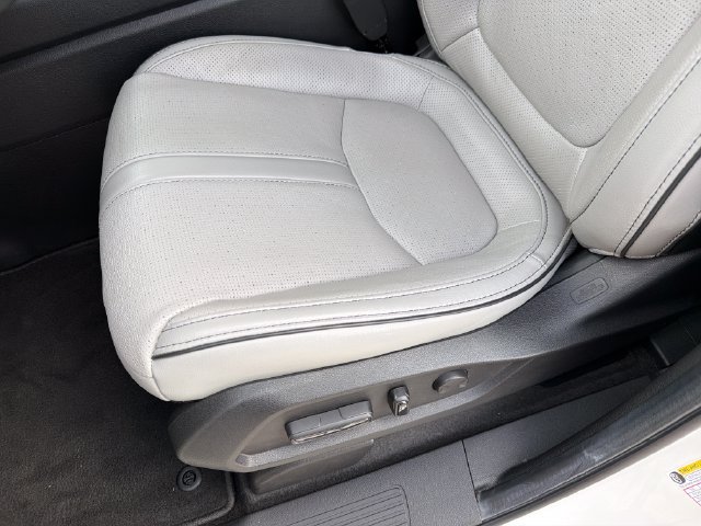 Used 2025 Honda Pilot Elite image 21