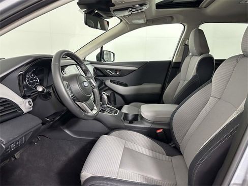 Certified 2025 Subaru Outback Premium image 4