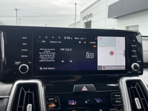 Used 2022 Kia Sorento S FWD image 39