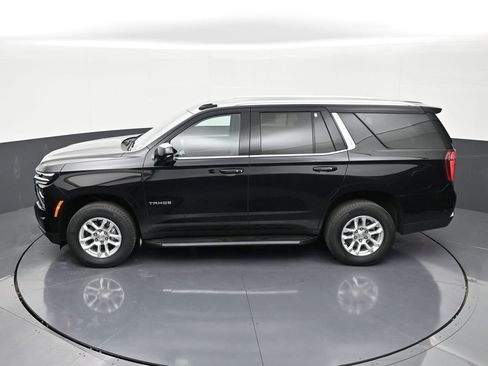 Used 2025 Chevrolet Tahoe LS RWD image 13