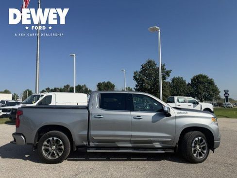 Used 2026 Chevrolet Silverado 1500 High Country w/ Technology Package AWD/4WD image 12