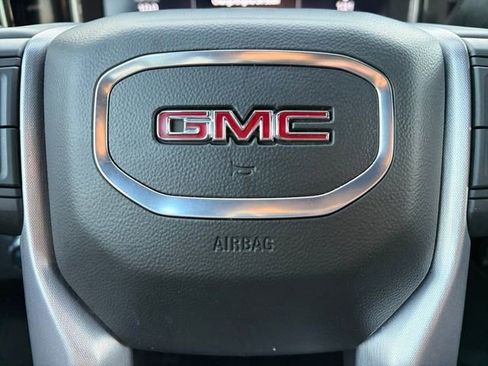 Used 2025 GMC Sierra 1500 SLT RWD image 7