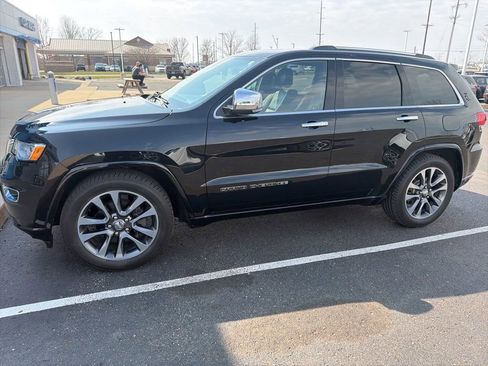 Used 2018 Jeep Grand Cherokee Overland image 5