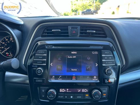 Used 2016 Nissan Maxima SR FWD image 30