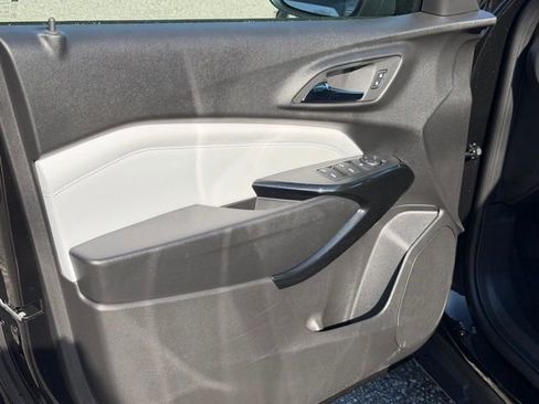 New 2026 Chevrolet Trax LT w/ LT Convenience Package image 12