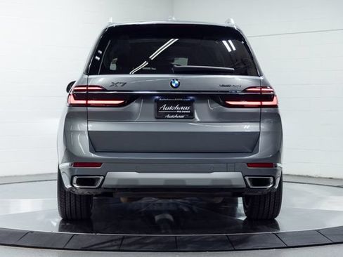 Certified 2025 BMW X7 xDrive40i AWD/4WD image 7