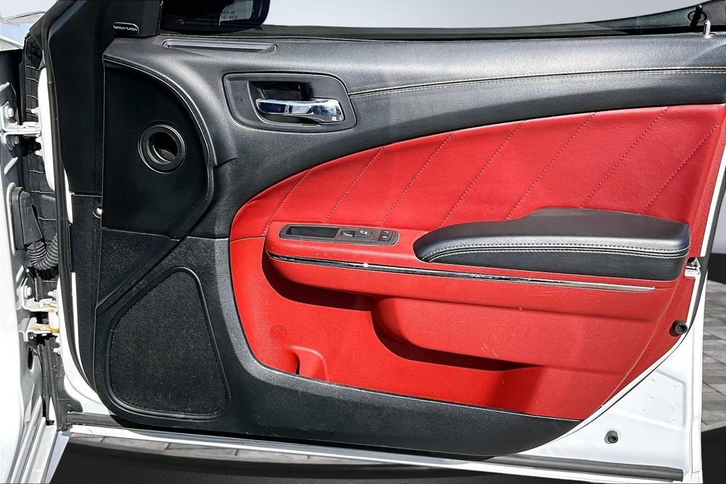 Used 2022 Dodge Charger SRT Hellcat w/ Harman/Kardon Audio Group RWD image 15