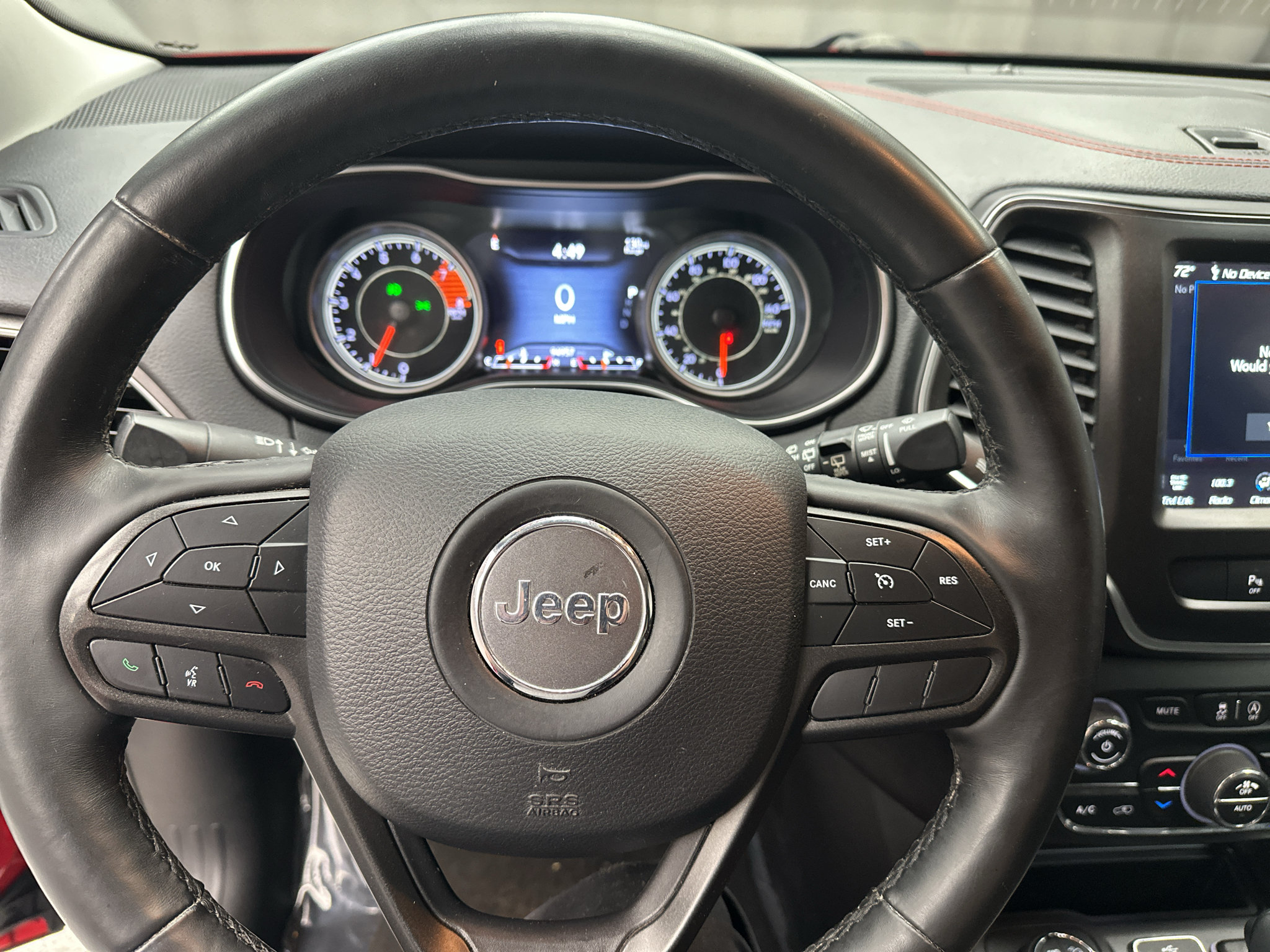 Used 2019 Jeep Cherokee Trailhawk w/ Comfort/Convenience Group AWD/4WD image 6