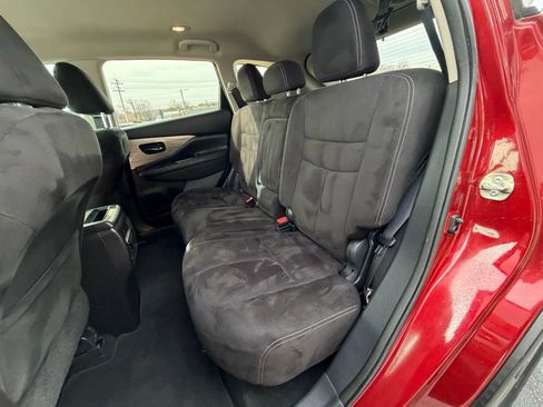 Used 2015 Nissan Murano SV w/ Cargo Package image 12