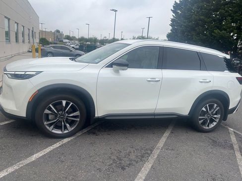 Certified 2024 INFINITI QX60 Luxe AWD/4WD image 1