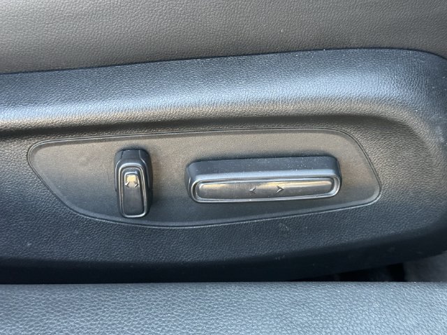 Used 2022 Honda Civic Touring image 28