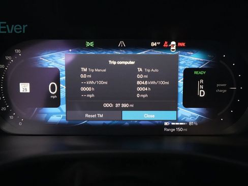 Used 2023 Volvo C40 P8 Recharge Ultimate AWD/4WD image 7