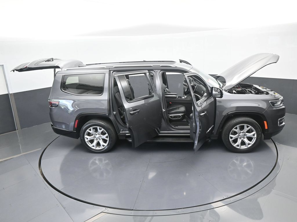 Used 2022 Jeep Wagoneer Series II RWD image 72