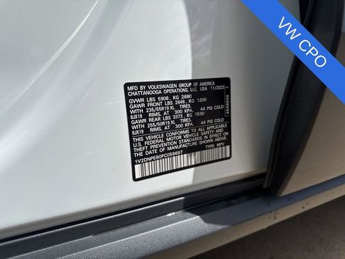 Used 2023 Volkswagen ID.4 Pro image 31