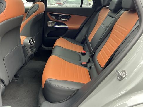 New 2026 Mercedes-Benz GLC 300 4MATIC image 30