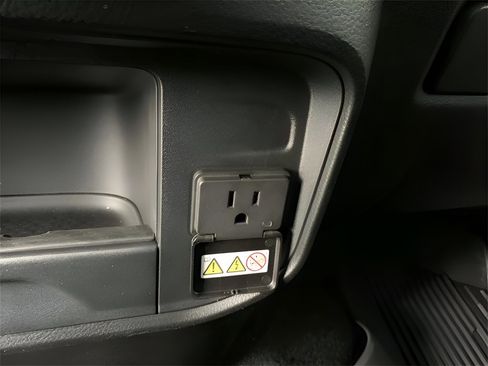 Used 2025 RAM 2500 Tradesman image 79