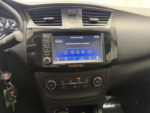 Used 2019 Nissan Sentra S w/ Appearance Package image 21