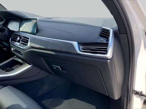Used 2023 BMW X5 sDrive40i w/ M Sport Package RWD image 18