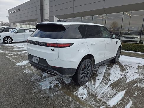 Used 2023 Land Rover Range Rover Sport SE image 5