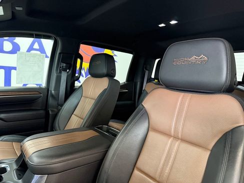 Used 2023 Chevrolet Silverado 1500 High Country w/ Z71 Off-Road Package image 10