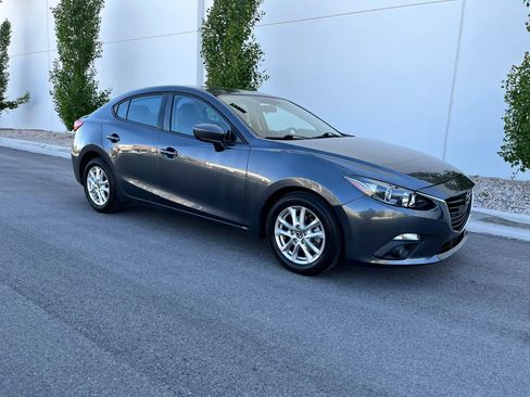 Used 2015 MAZDA MAZDA3 i Grand Touring FWD image 2