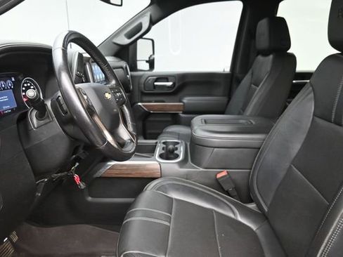 Used 2022 Chevrolet Silverado 3500 High Country w/ Safety Package II AWD/4WD image 16