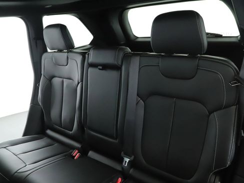 New 2025 Jeep Grand Cherokee Limited image 5