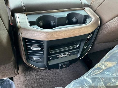 New 2026 RAM 2500 Limited image 33