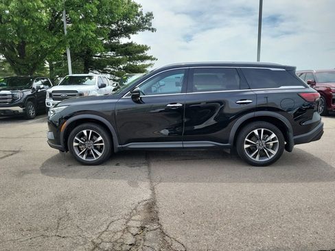 Used 2023 INFINITI QX60 Luxe FWD image 2