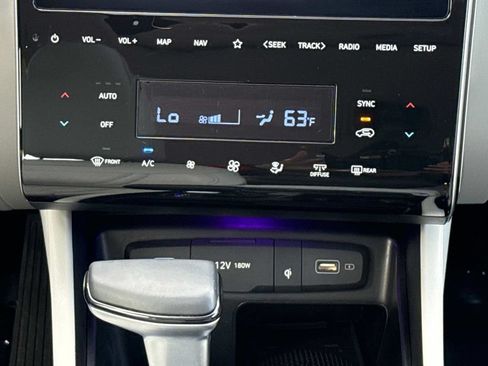 Used 2024 Hyundai Tucson SEL w/ Convenience Package AWD/4WD image 16