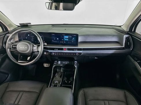 Used 2024 Kia Sorento SX image 16