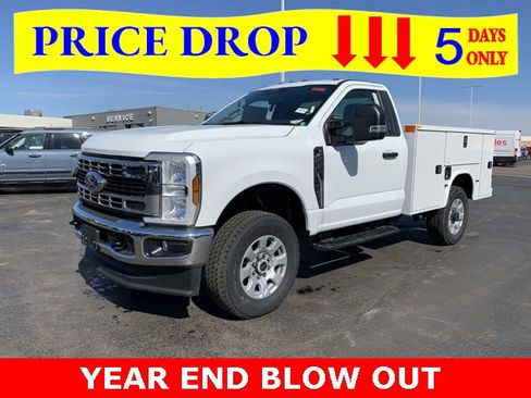 New 2024 Ford F350 XLT w/ FX4 Off-Road Package image 2