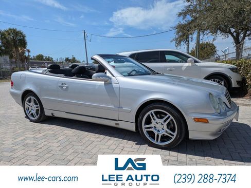 Used 2002 Mercedes-Benz CLK 320 Cabriolet image 1