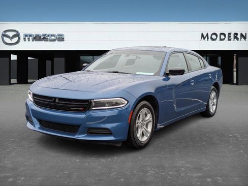 Used 2023 Dodge Charger SXT image 1