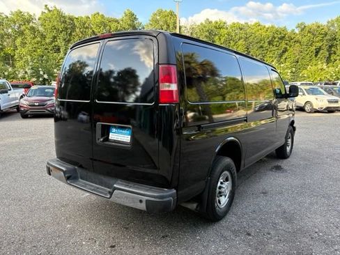 Used 2019 Chevrolet Express 2500 w/ Driver Convenience Package RWD image 5