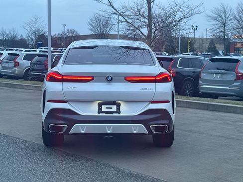 Used 2026 BMW X6 xDrive40i image 8