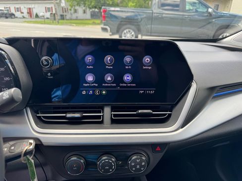 Used 2024 Chevrolet Trax LS FWD image 27
